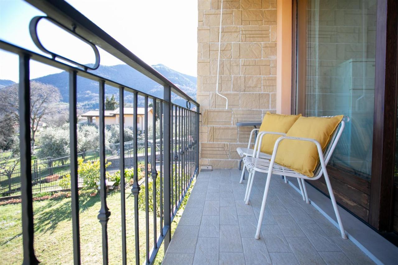 Iseolakerental - Casa Filander Solto Collina Exterior foto